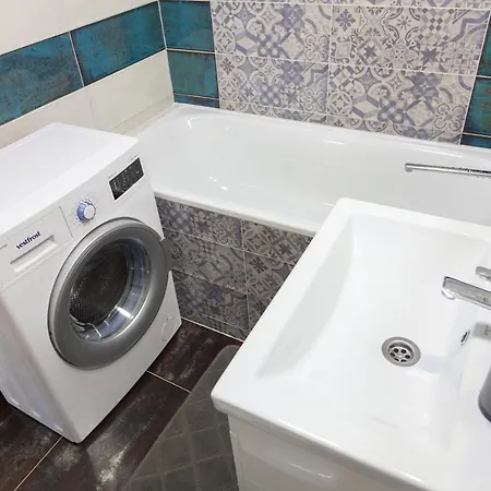 アパート Leogrand On Svobody